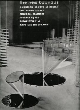 Moholy-Nagy, Laszlo. the new bauhaus. american school of design. 1905 prairie avenue chicago, illinois. founded by the association of arts and industries. (Einbandtitel). Chicago, The Dartnell Press 1937. 10 Seiten 33,5 x 25,5 cm. Illustrierte Orig.-Brosch